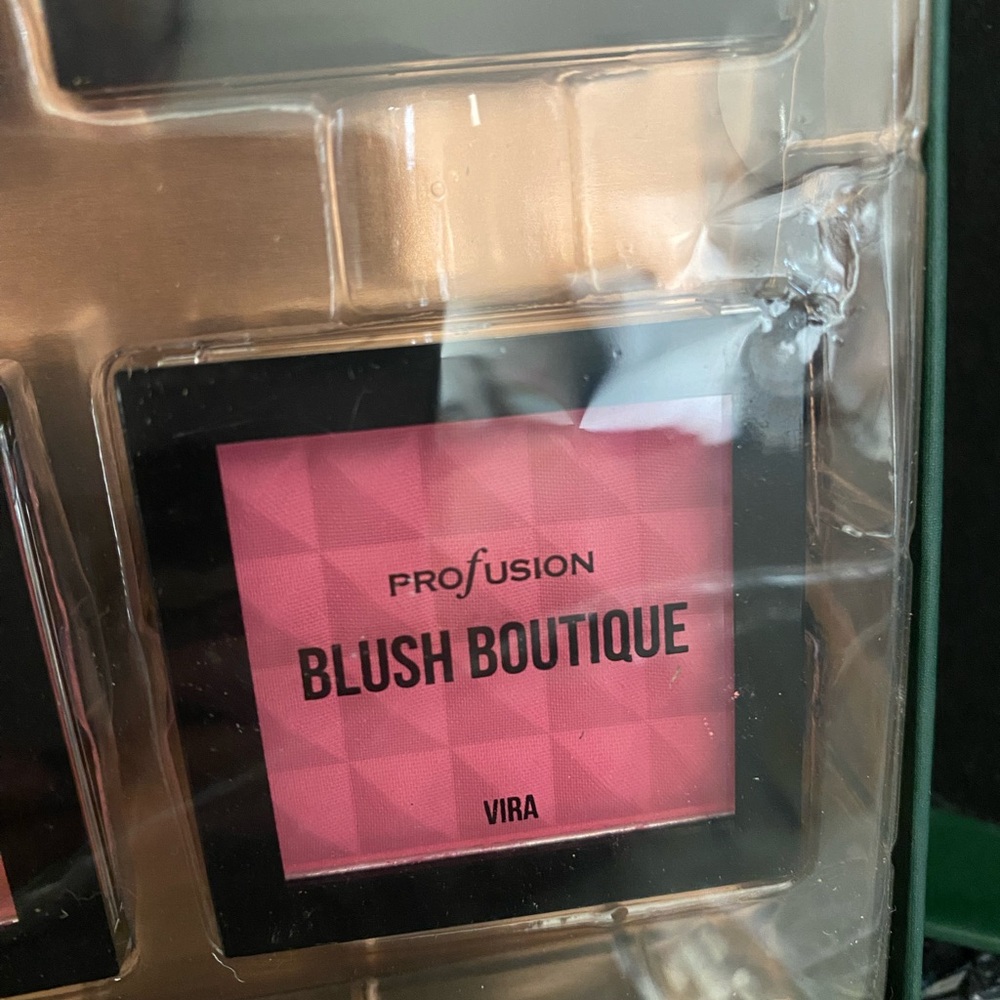 🆕🪷 PROFUSION LIMITED EDITION BLUSH BOUTIQUE PALETTE. BRAND NEW FACTORY SEALED. - Picture 10 of 15